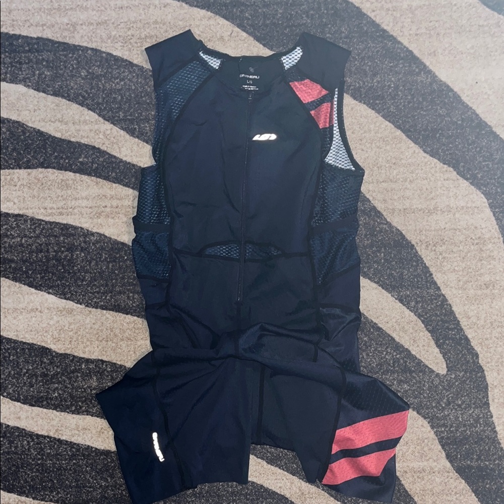 Louis Garneau Black + Red Large Triathlon Suit